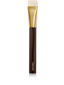 Shade And Illuminate Foundation Brush 2.5